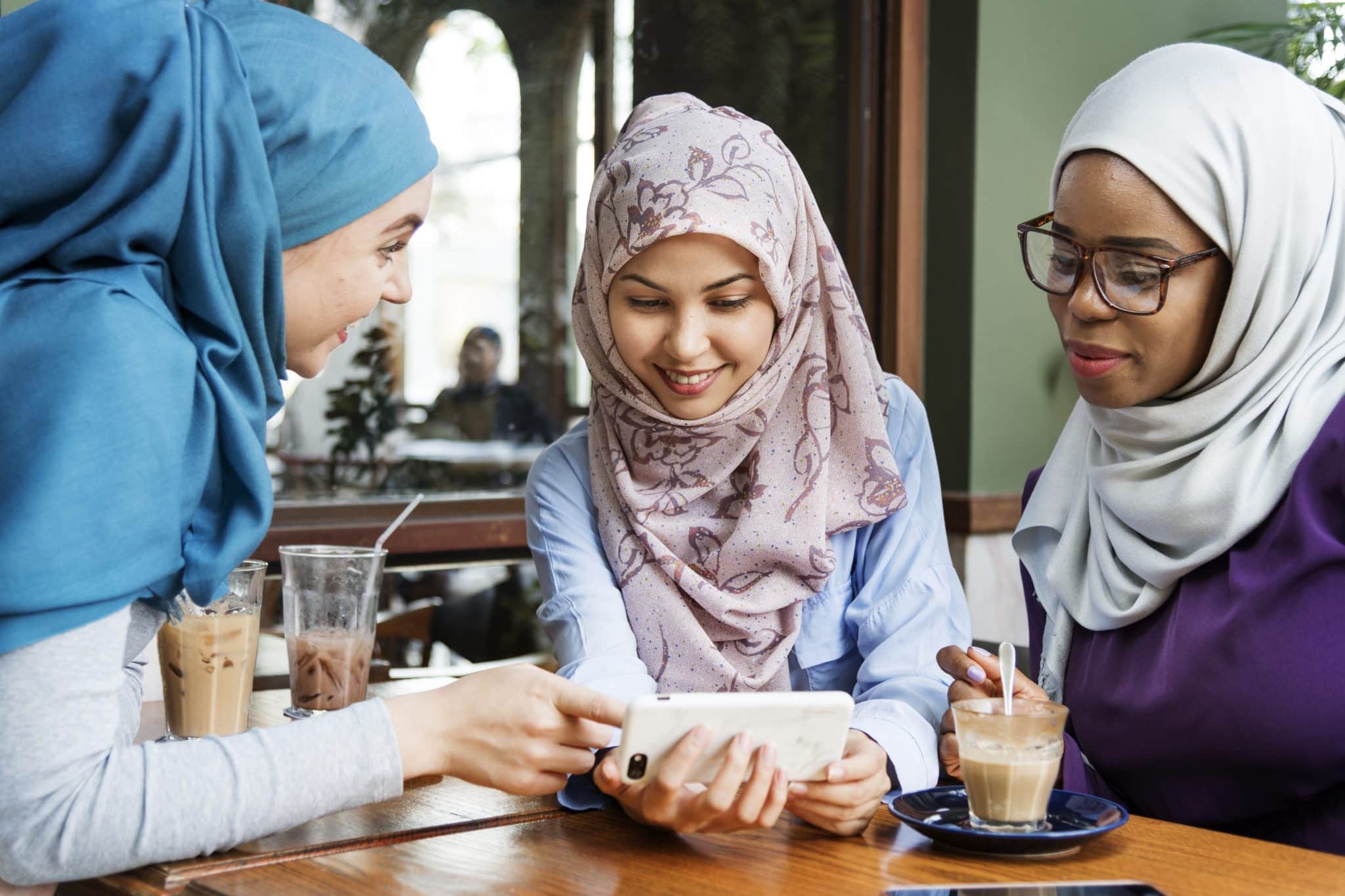 Comment faire le choix d’une abaya et quels sont ses avantages ?